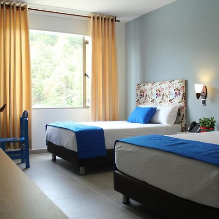 Hotel Ventura Loma Mesa de Ruitoque Extérieur photo