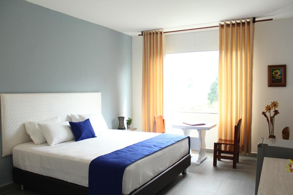 Hotel Ventura Loma Mesa de Ruitoque Extérieur photo